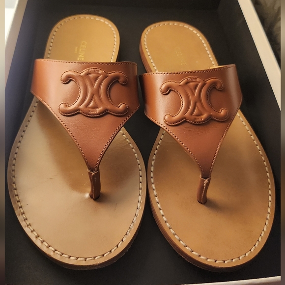 Celine triomphe brown flat thong sandals size 7.5 - Picture 1 of 9